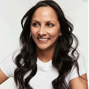Meet Sandra, Founder + CEO of A.P. CHEM®, age-decelerating skincare for Gen X.